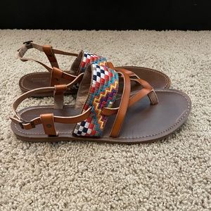 Women’s sandals